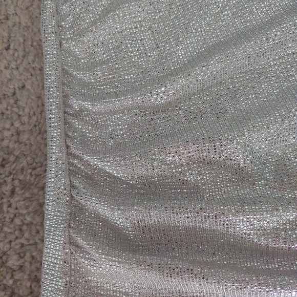 Top - Picture 4 of 7